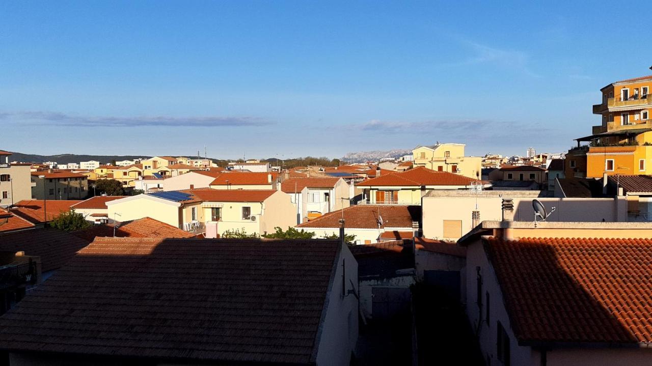 شقة Lo Sguardo Sulla Citta' ,Panoramic View أولبيا المظهر الخارجي الصورة